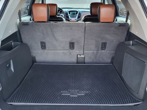 Used 2016 Chevrolet Equinox LTZ w/ Enhanced Convenience Package image 22