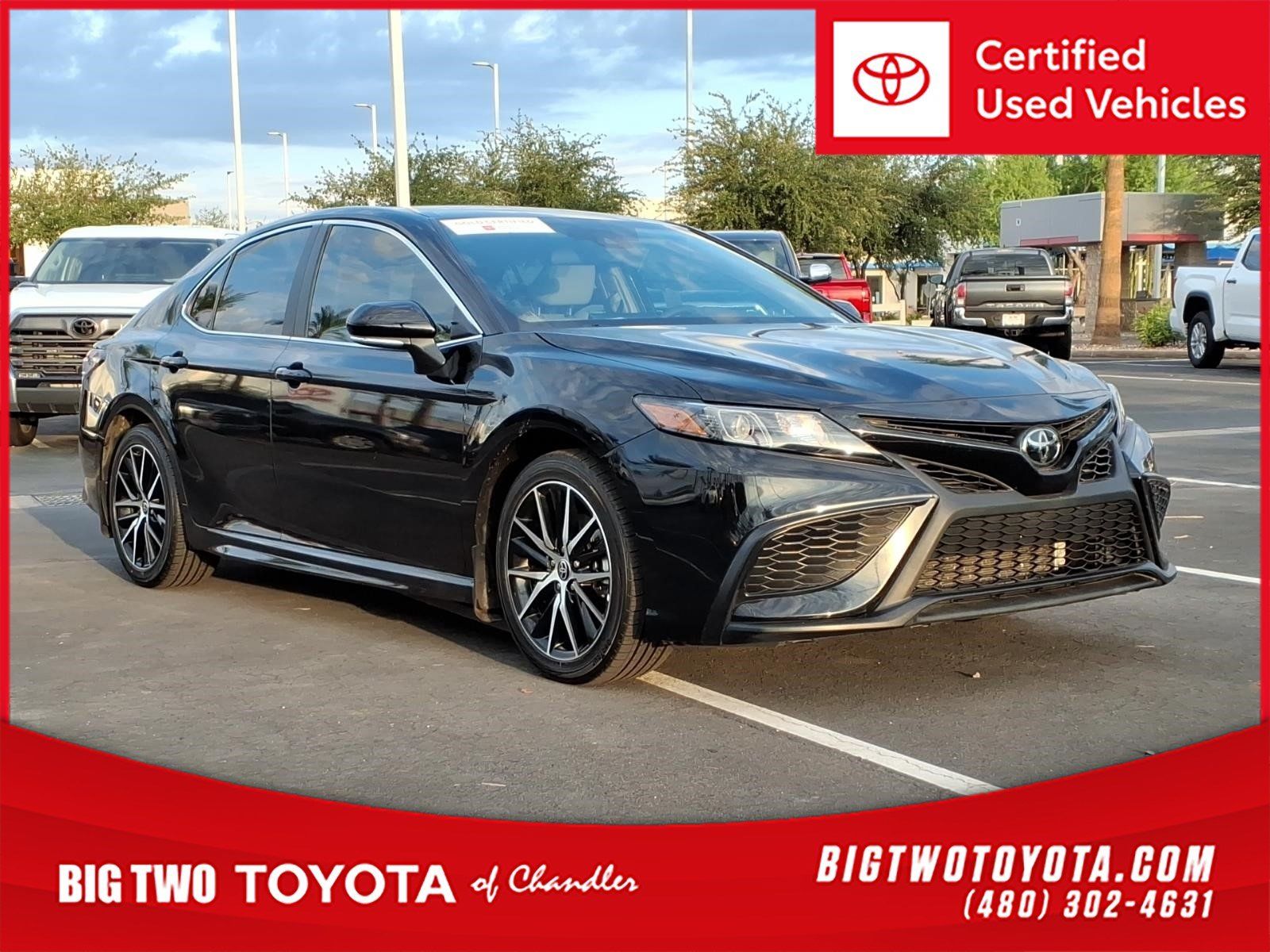 Certified 2024 Toyota Camry SE FWD image 1