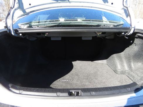 Used 2012 Toyota Corolla S image 17