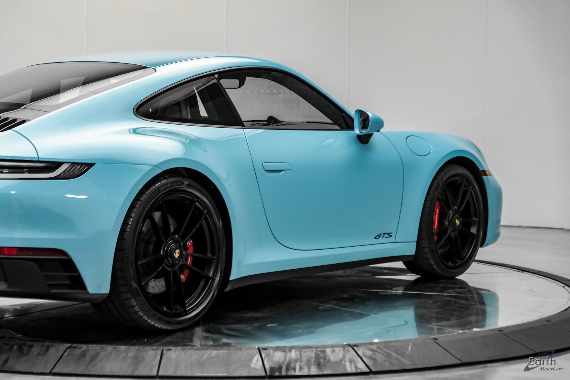 Used 2024 Porsche 911 Carrera GTS RWD image 19