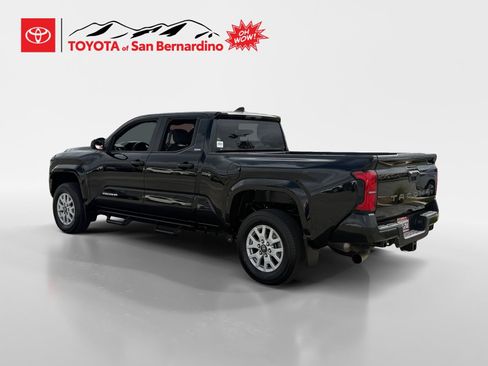 Certified 2024 Toyota Tacoma SR5 image 3