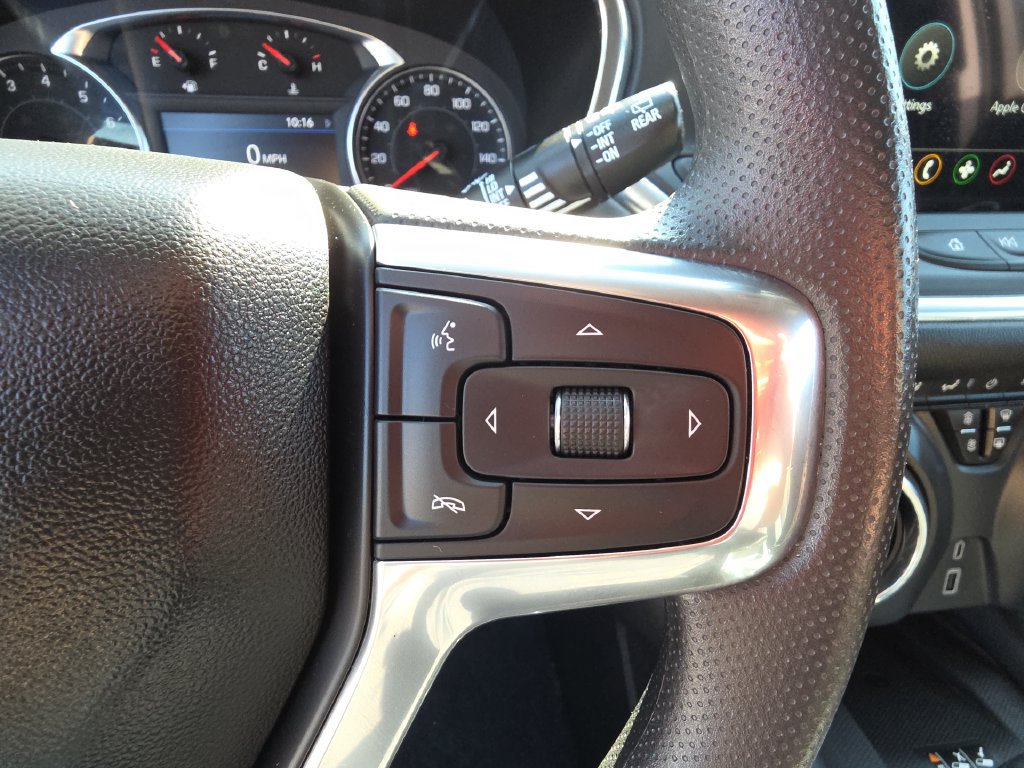 Used 2024 Chevrolet Blazer LT w/ Convenience Package FWD image 19