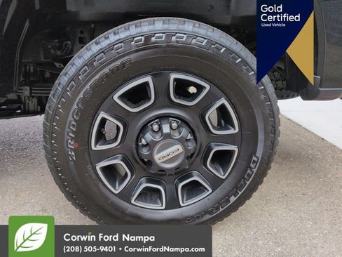 Certified 2024 Ford F350 Platinum w/ FX4 Off-Road Package AWD/4WD image 36