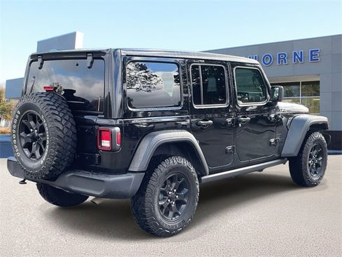 Used 2021 Jeep Wrangler Unlimited Willys image 6