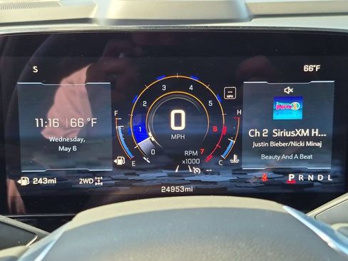 Certified 2025 Chevrolet Tahoe LT AWD/4WD image 3