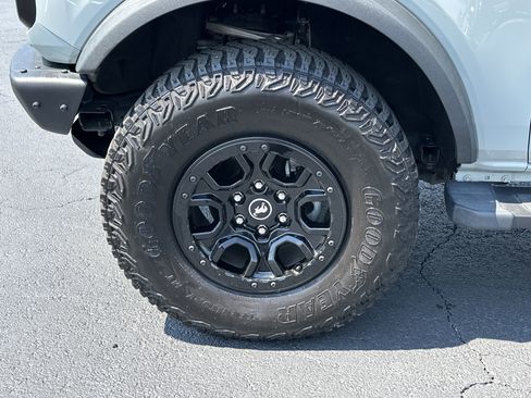 Used 2023 Ford Bronco Wildtrak AWD/4WD image 11