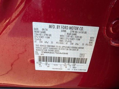 Used 2025 Ford Explorer ST AWD/4WD image 41