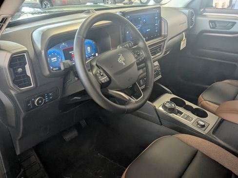 New 2025 Ford Bronco Sport Outer Banks w/ Outer Banks Tech Package+ AWD/4WD image 15