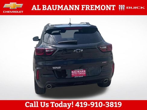 Used 2025 Chevrolet TrailBlazer RS w/ Convenience Package AWD/4WD image 5