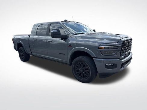 Used 2026 RAM 2500 Limited AWD/4WD image 2
