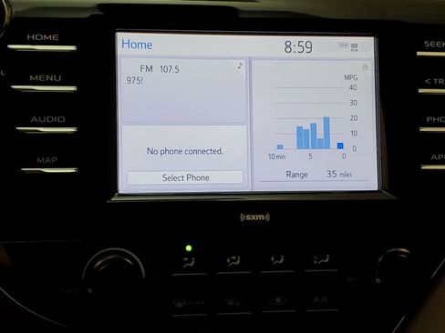 Used 2020 Toyota Camry LE w/ Convenience Package FWD image 4