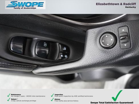 Used 2022 Nissan Rogue Sport S image 14