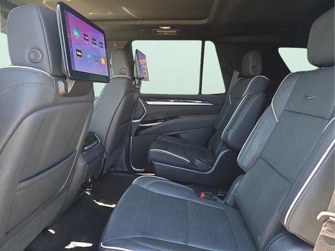 Used 2025 Cadillac Escalade Premium Luxury w/ Touring Package image 11