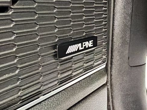 Used 2023 Jeep Grand Cherokee Summit AWD/4WD image 19