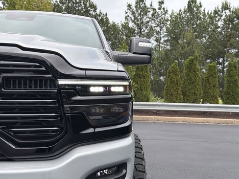 Used 2026 RAM 2500 Laramie AWD/4WD image 42
