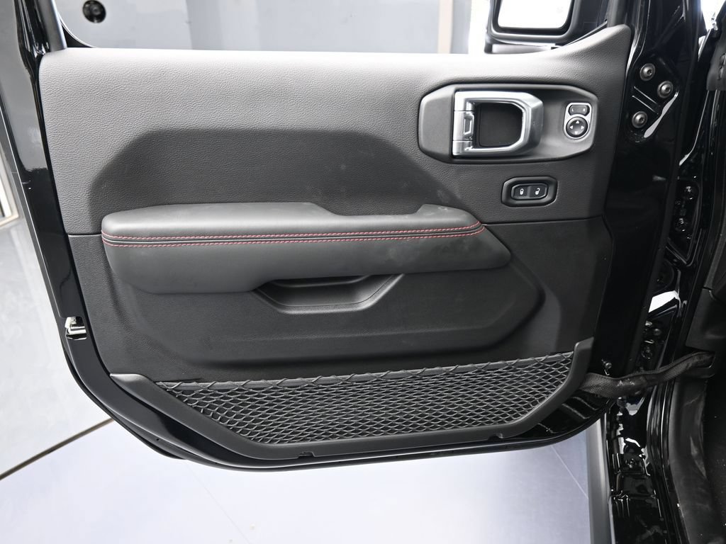 New 2026 Jeep Gladiator Rubicon w/ Steel Power Dome Hood Package AWD/4WD image 12