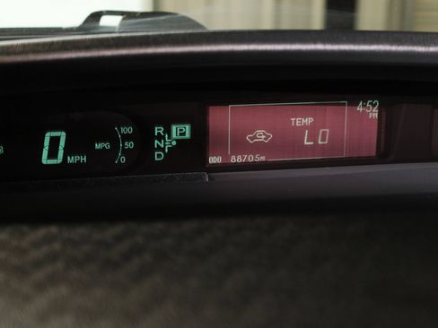 Used 2013 Toyota Prius Three FWD image 11