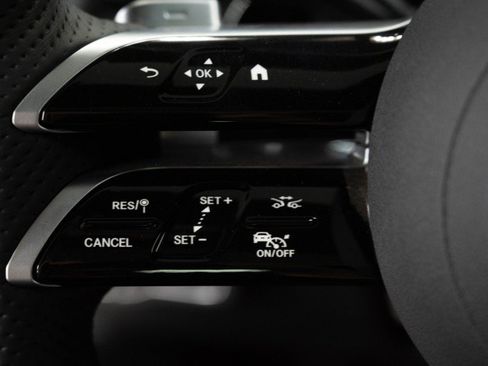 New 2026 Mercedes-Benz GLA 250 4MATIC image 23