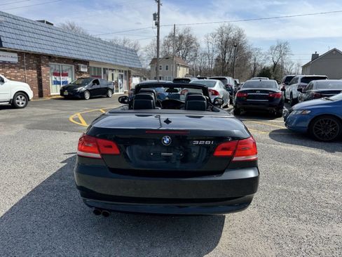 Used 2010 BMW 328i Convertible image 14