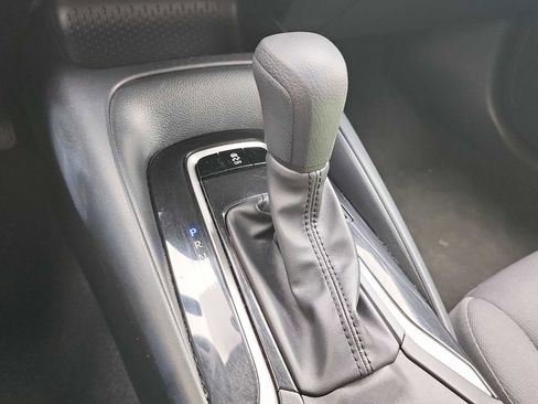 Used 2023 Toyota Corolla LE image 20