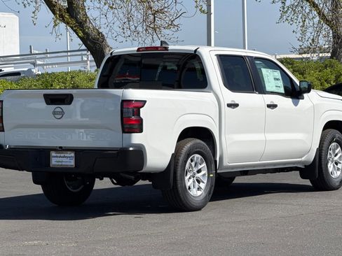 New 2026 Nissan Frontier S image 4