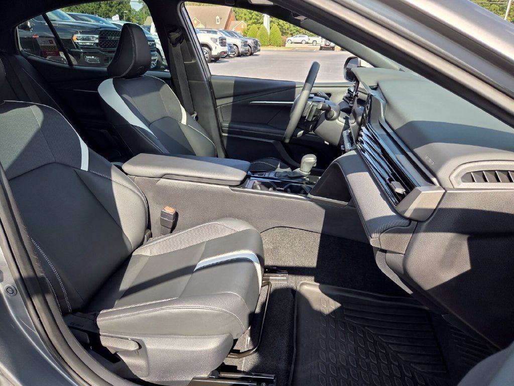Used 2025 Toyota Camry SE w/ Multimedia Upgrade Package FWD image 16
