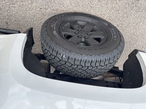 Used 2018 Chevrolet Colorado W/T w/ WT Convenience Package image 19