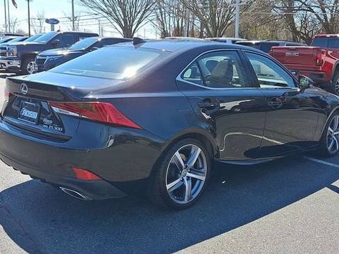Used 2018 Lexus IS 300 AWD w/ Comfort Package image 8