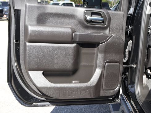 Used 2025 Chevrolet Silverado 2500 Custom w/ Custom Value Package AWD/4WD image 31