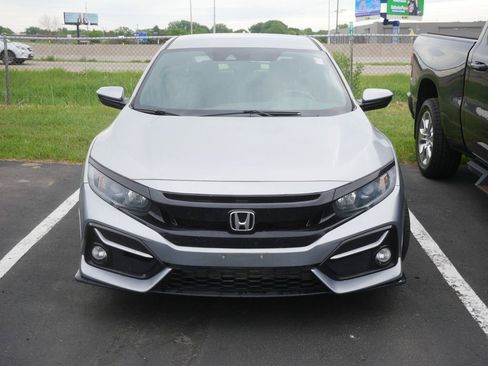 Used 2020 Honda Civic Sport image 2