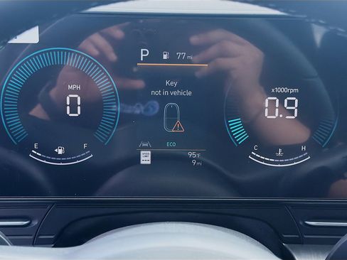 New 2026 Hyundai Kona SEL Sport FWD image 9