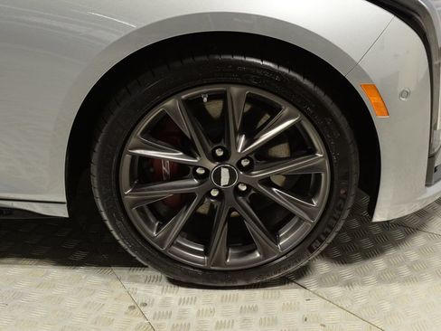 Used 2026 Cadillac CT5 V w/ Technology Package AWD/4WD image 38