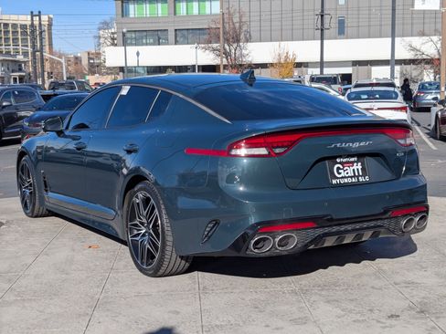 Used 2023 Kia Stinger GT2 image 9