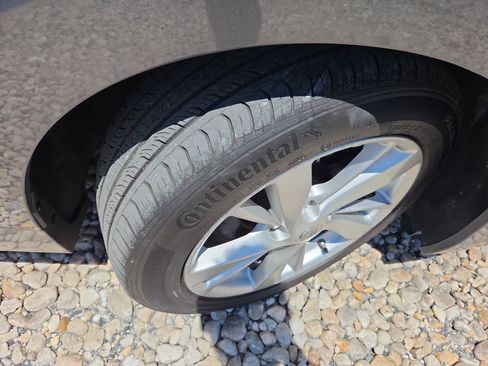 Used 2014 Nissan Altima 2.5 SV FWD image 10