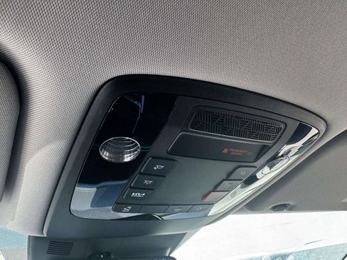 Certified 2026 Kia Carnival FWD image 28