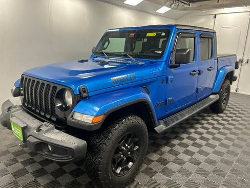 Used 2021 Jeep Gladiator Sport AWD/4WD image 3