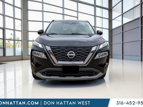 Used 2023 Nissan Rogue SV FWD image 19