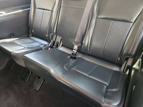 Used 2023 Ford Expedition XLT RWD image 30