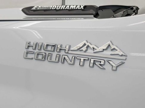 New 2026 Chevrolet Silverado 3500 High Country w/ High Country Premium Package AWD/4WD image 12