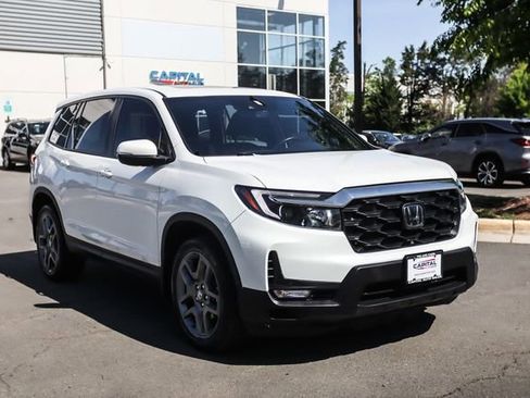 Used 2023 Honda Passport EX-L image 9