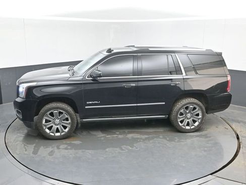 Used 2016 GMC Yukon Denali w/ Open Road Package AWD/4WD image 22
