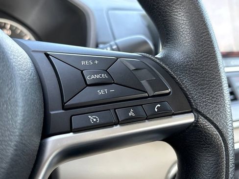 Used 2024 Nissan Altima 2.5 SV FWD image 26