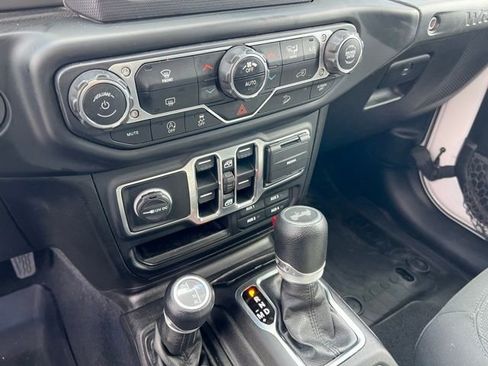 Used 2021 Jeep Wrangler Unlimited Sport AWD/4WD image 26