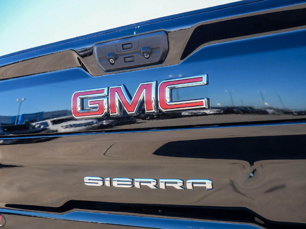 Used 2022 GMC Sierra 2500 SLT w/ SLT Convenience Package AWD/4WD image 14