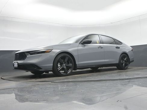 Used 2023 Honda Accord Sport image 54