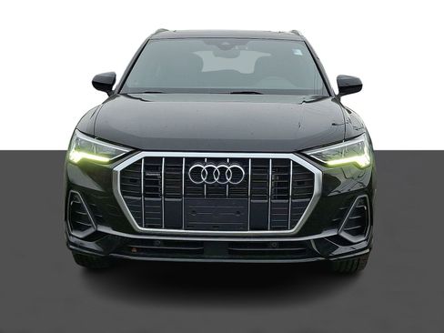 Used 2022 Audi Q3 2.0T Premium Plus image 2