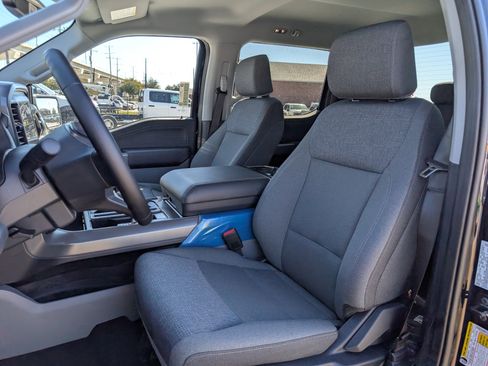 New 2025 Ford F150 Lightning XLT image 24