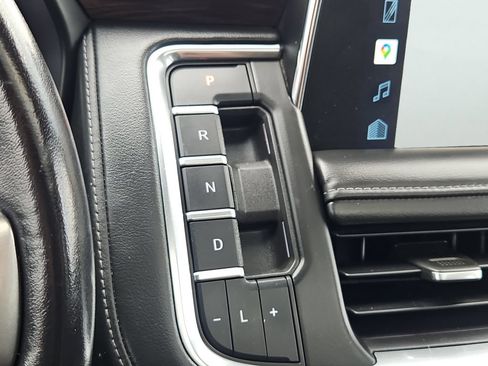 Used 2022 Chevrolet Tahoe Z71 AWD/4WD image 33