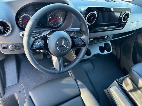 New 2026 Mercedes-Benz Sprinter 2500 image 9