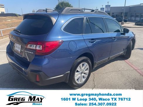 Used 2019 Subaru Outback 2.5i Premium AWD/4WD image 3